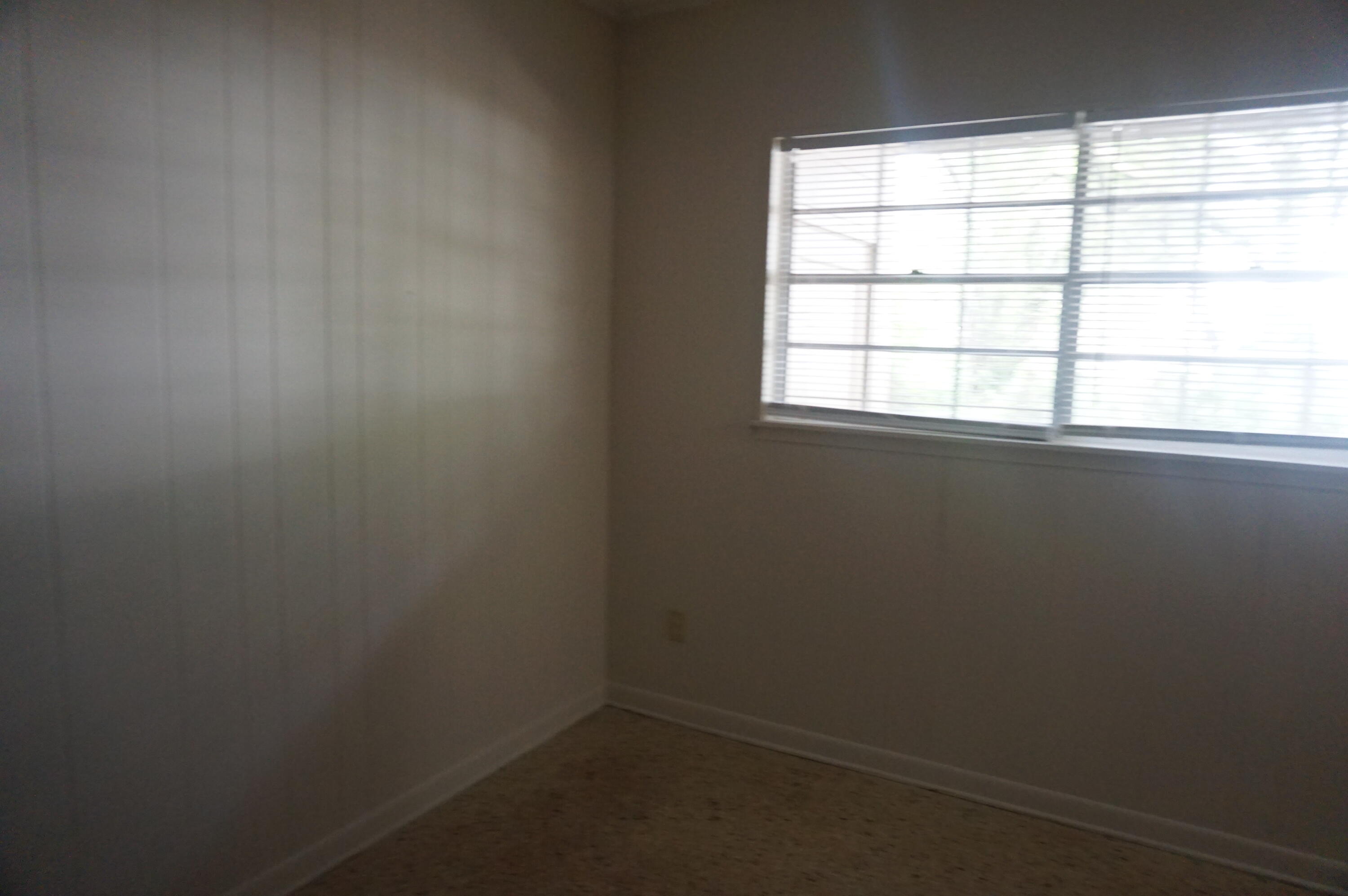 PORT DIXIE - Residential Lease