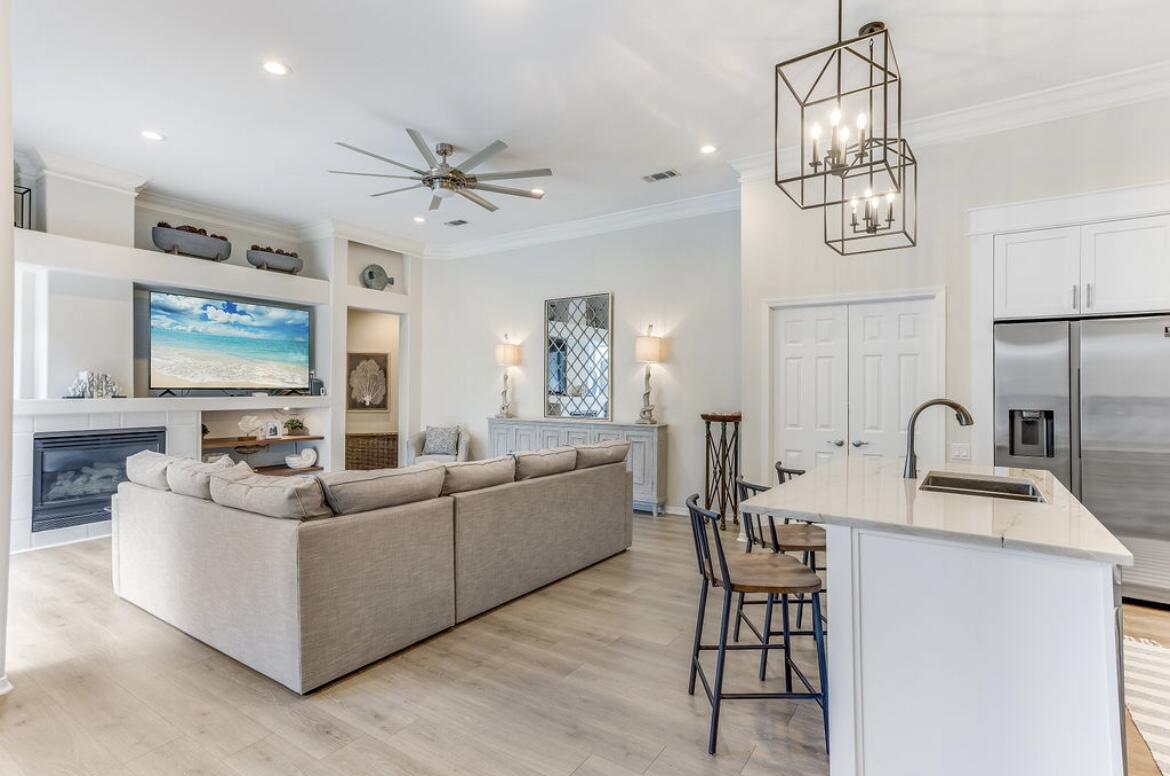 TROON DRIVE - Residential