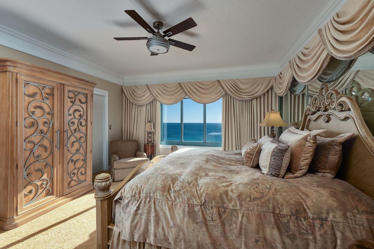 SOUTHWINDS III AT SANDESTIN - Residential