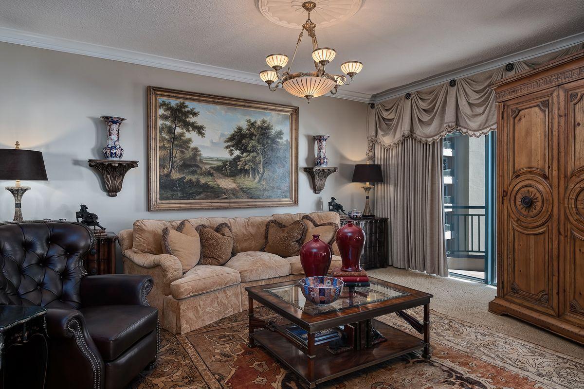 SOUTHWINDS III AT SANDESTIN - Residential