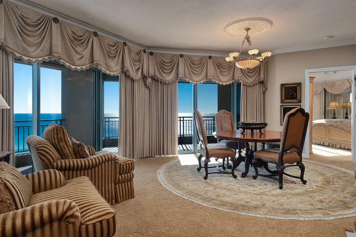 SOUTHWINDS III AT SANDESTIN - Residential