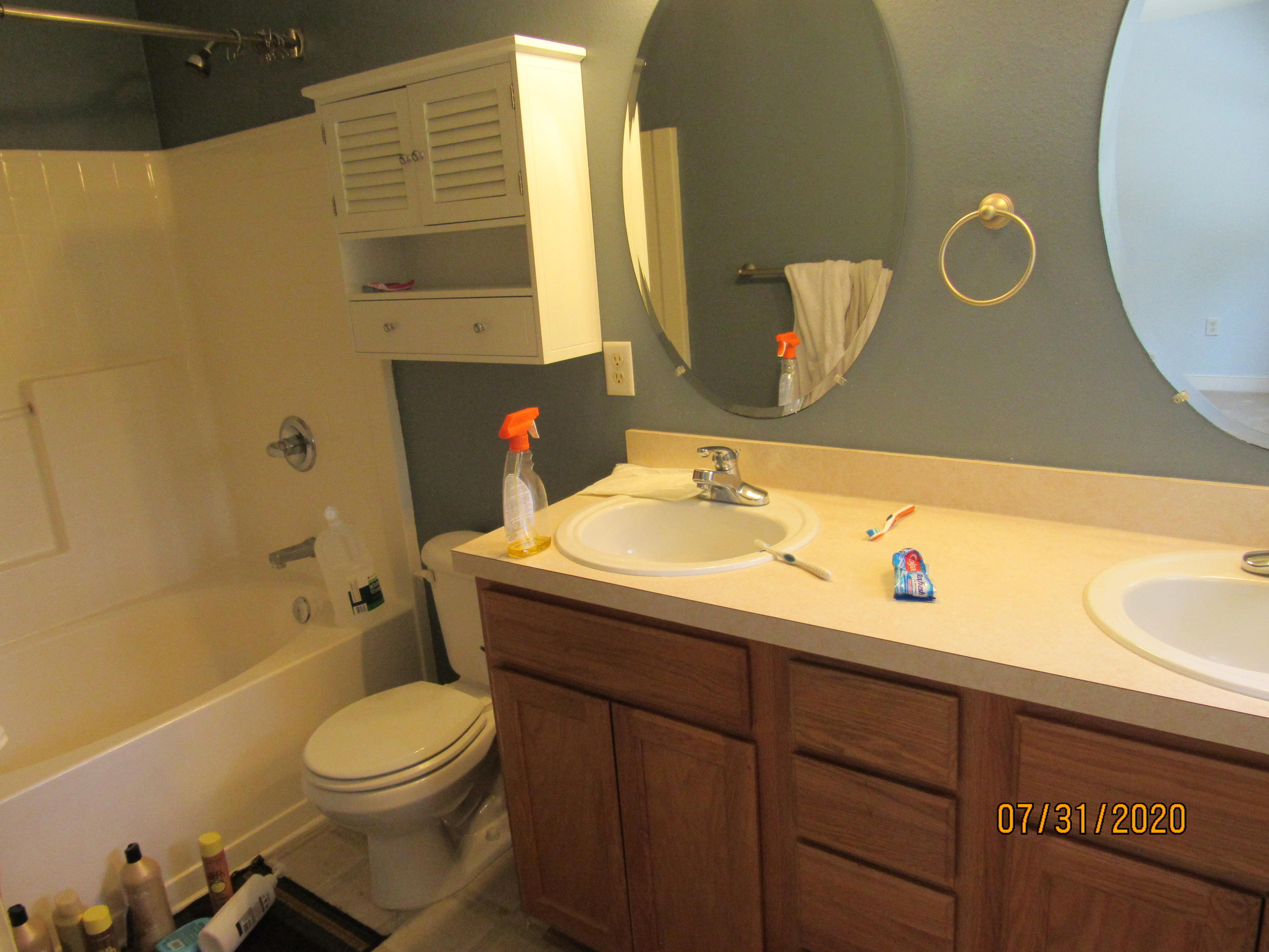 TWIN LAKES TOWNHOMES PH 2 - Residential Lease