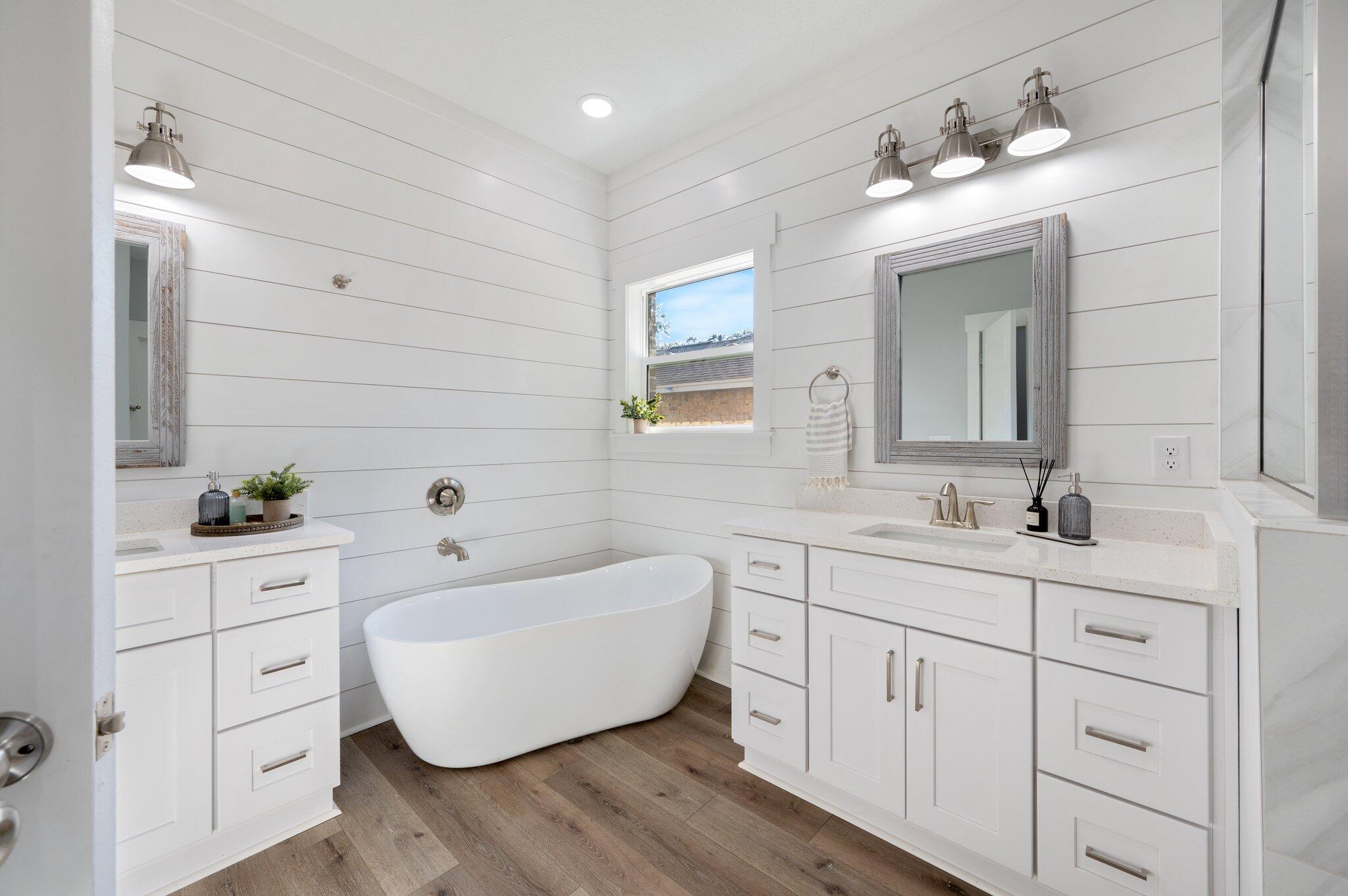 PINECREST ADD 2 - Residential
