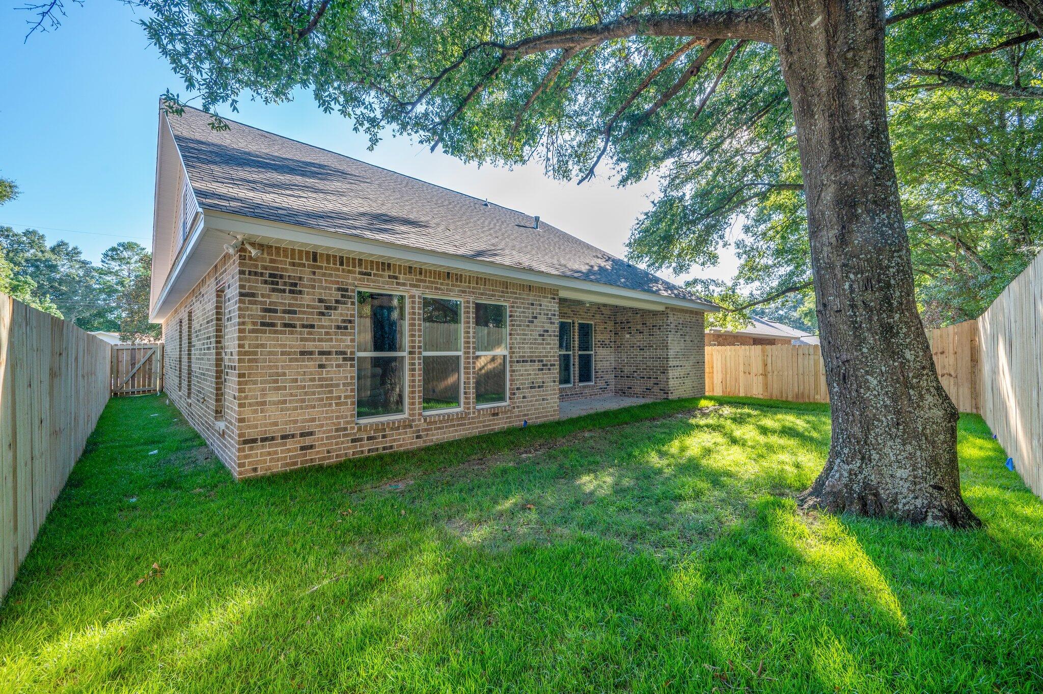 PINECREST ADD 2 - Residential