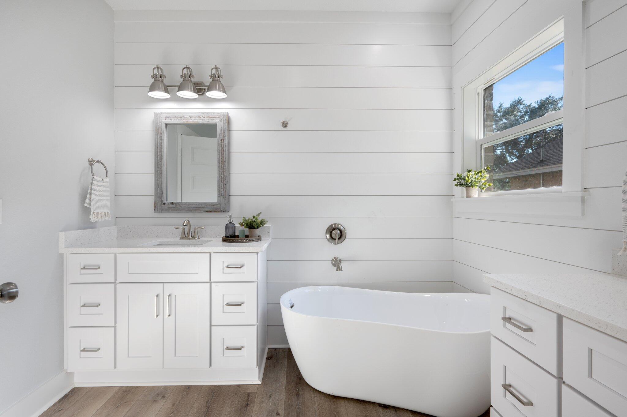 PINECREST ADD 2 - Residential