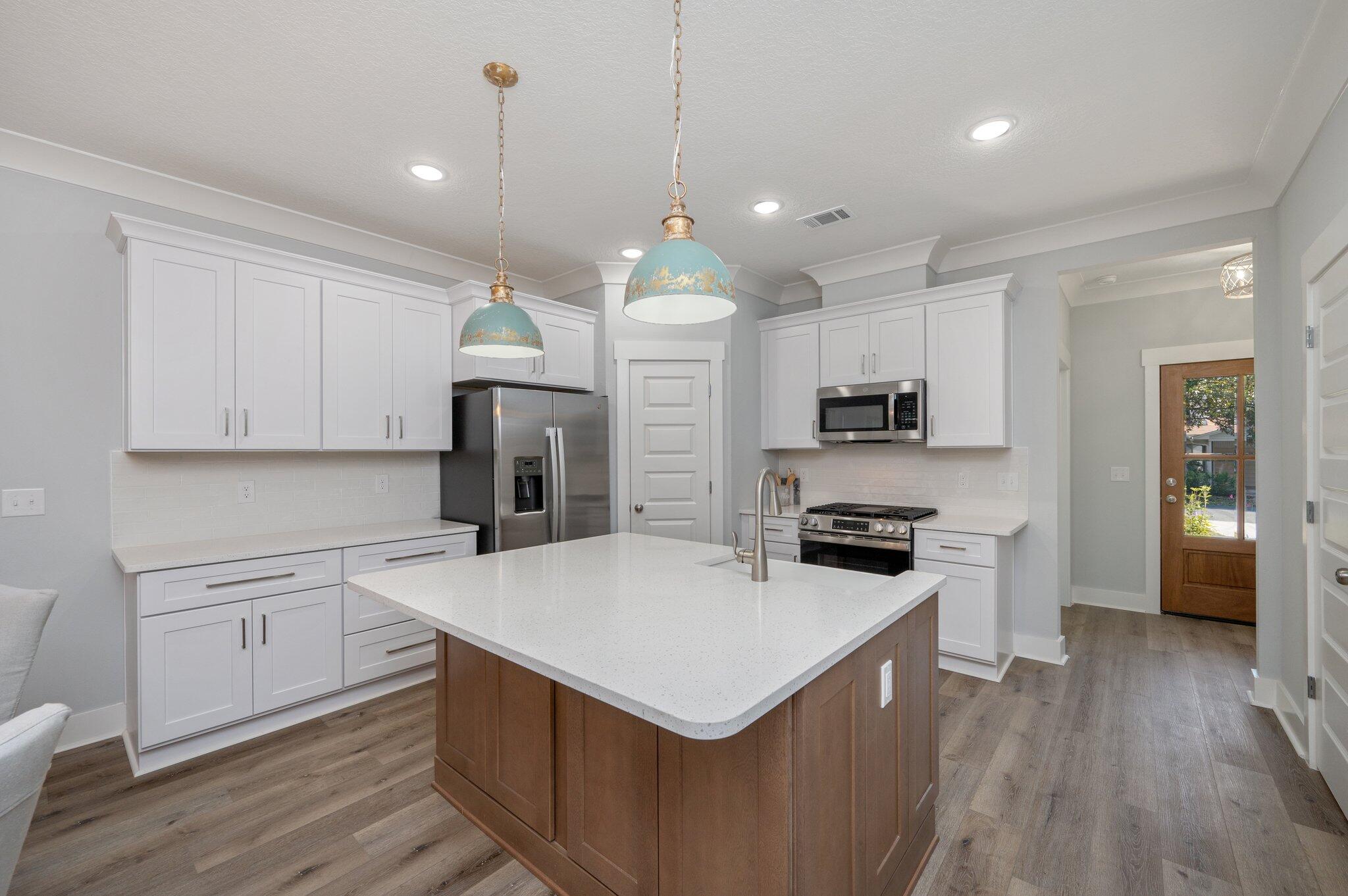 PINECREST ADD 2 - Residential