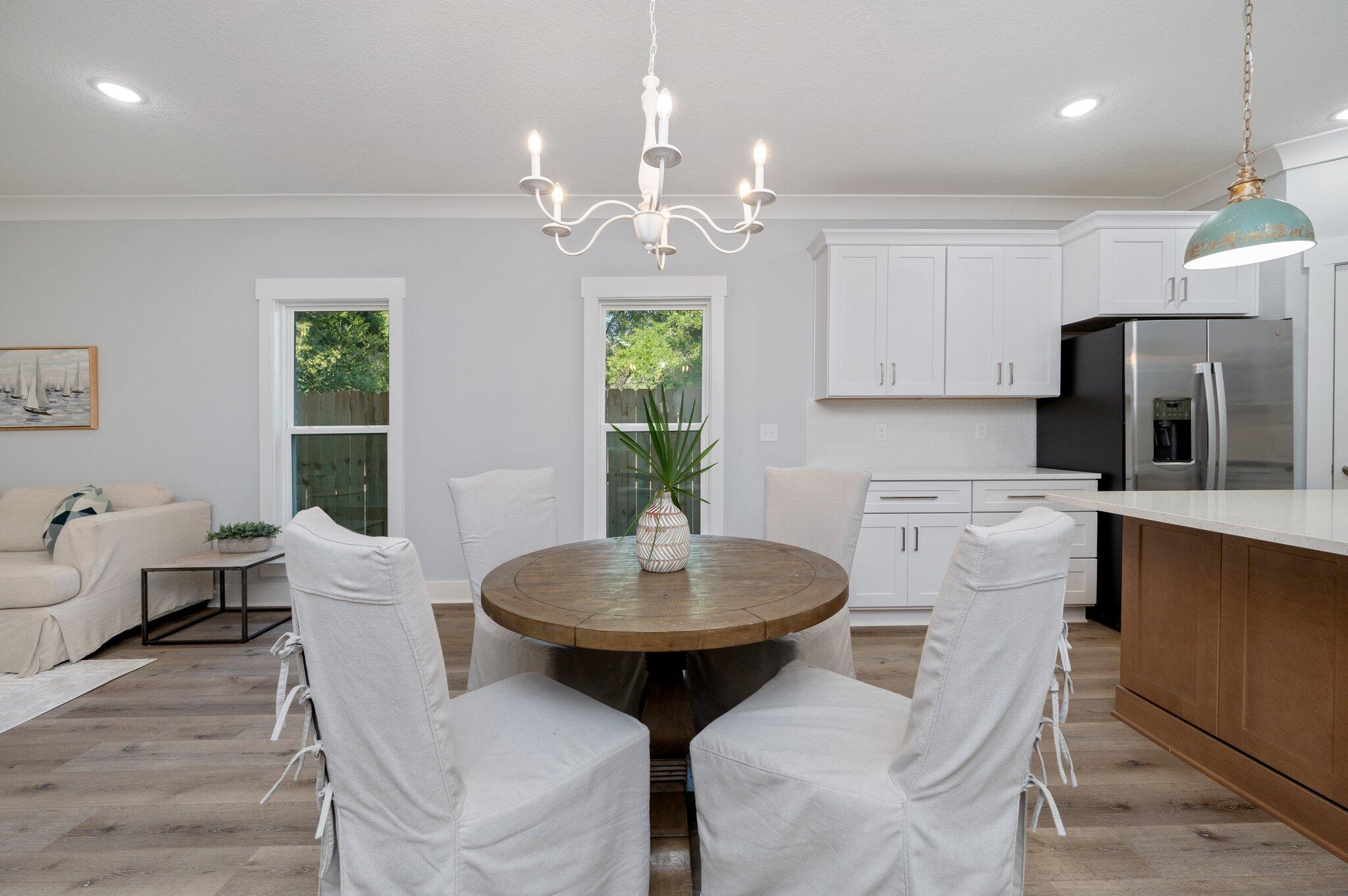 PINECREST ADD 2 - Residential