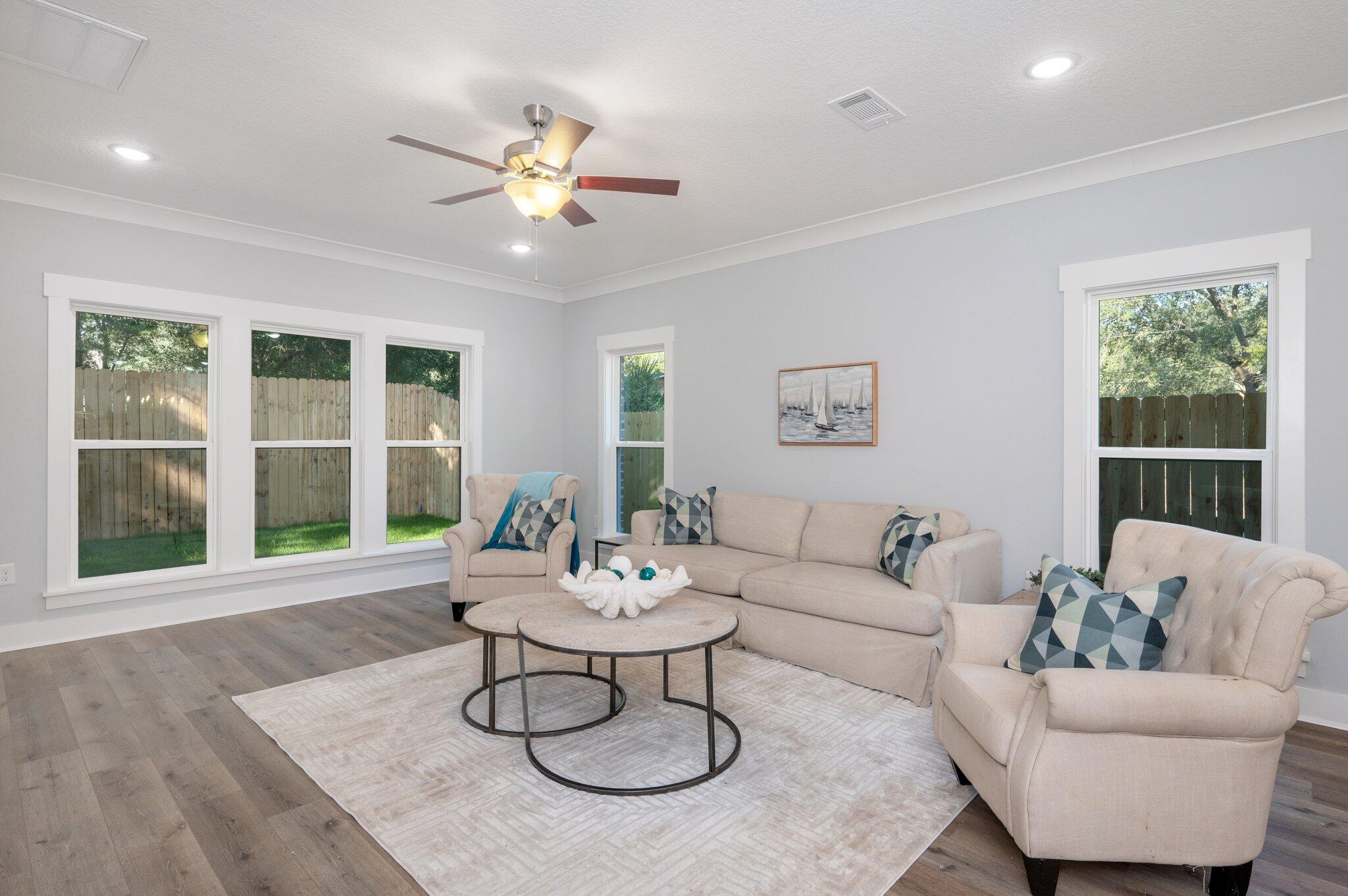 PINECREST ADD 2 - Residential