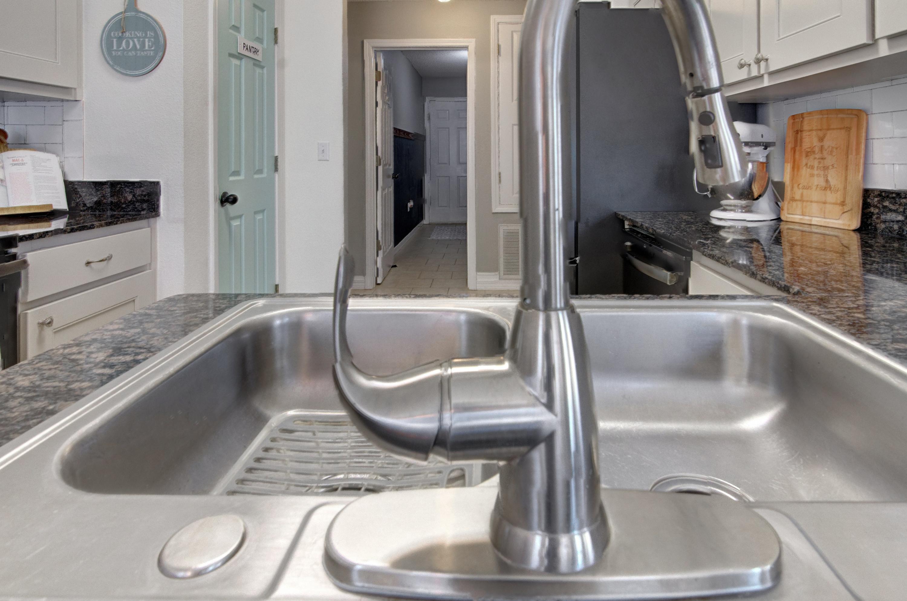 HAMPTON RIDGE ESTATES - Residential