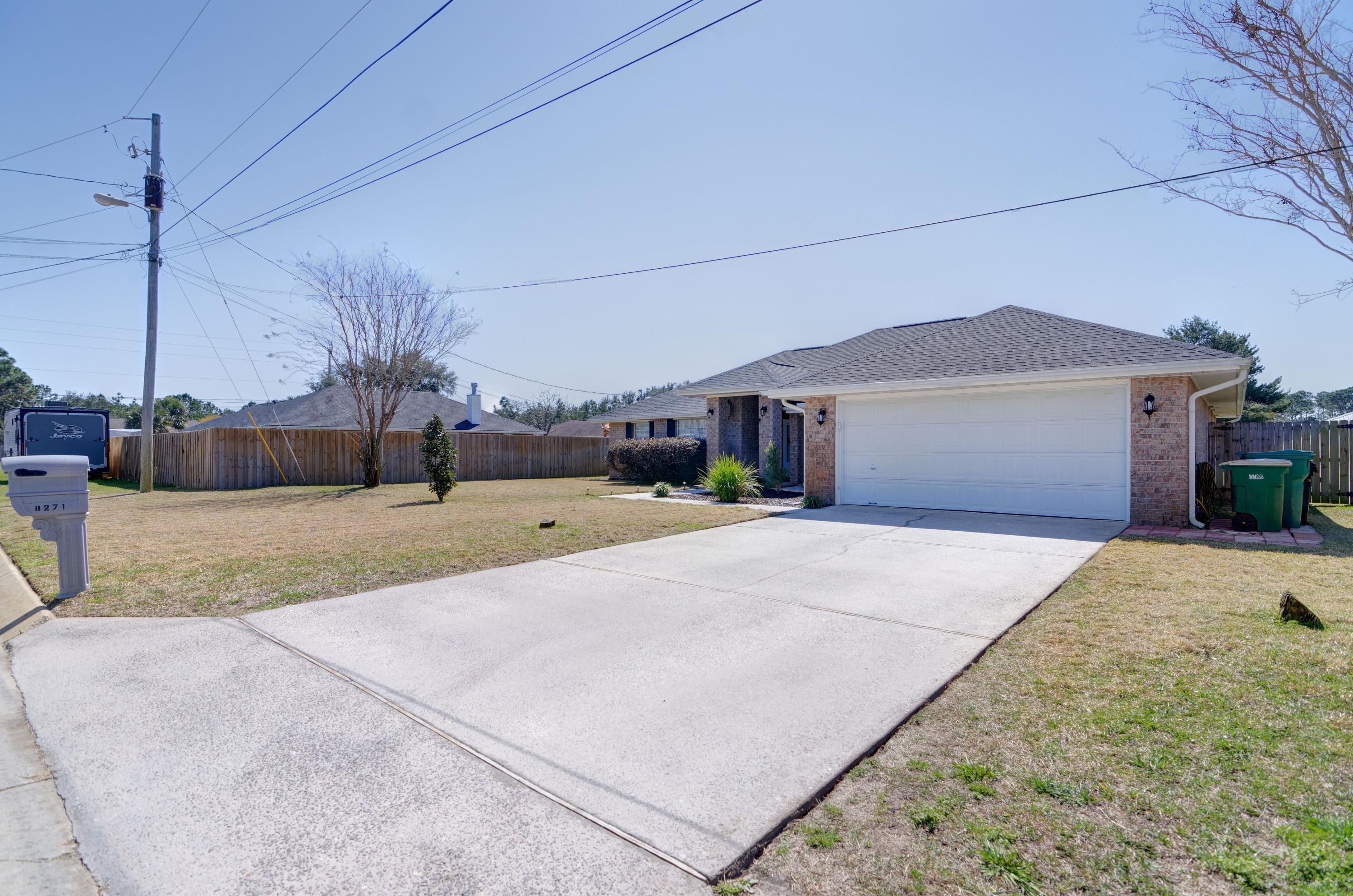 HAMPTON RIDGE ESTATES - Residential