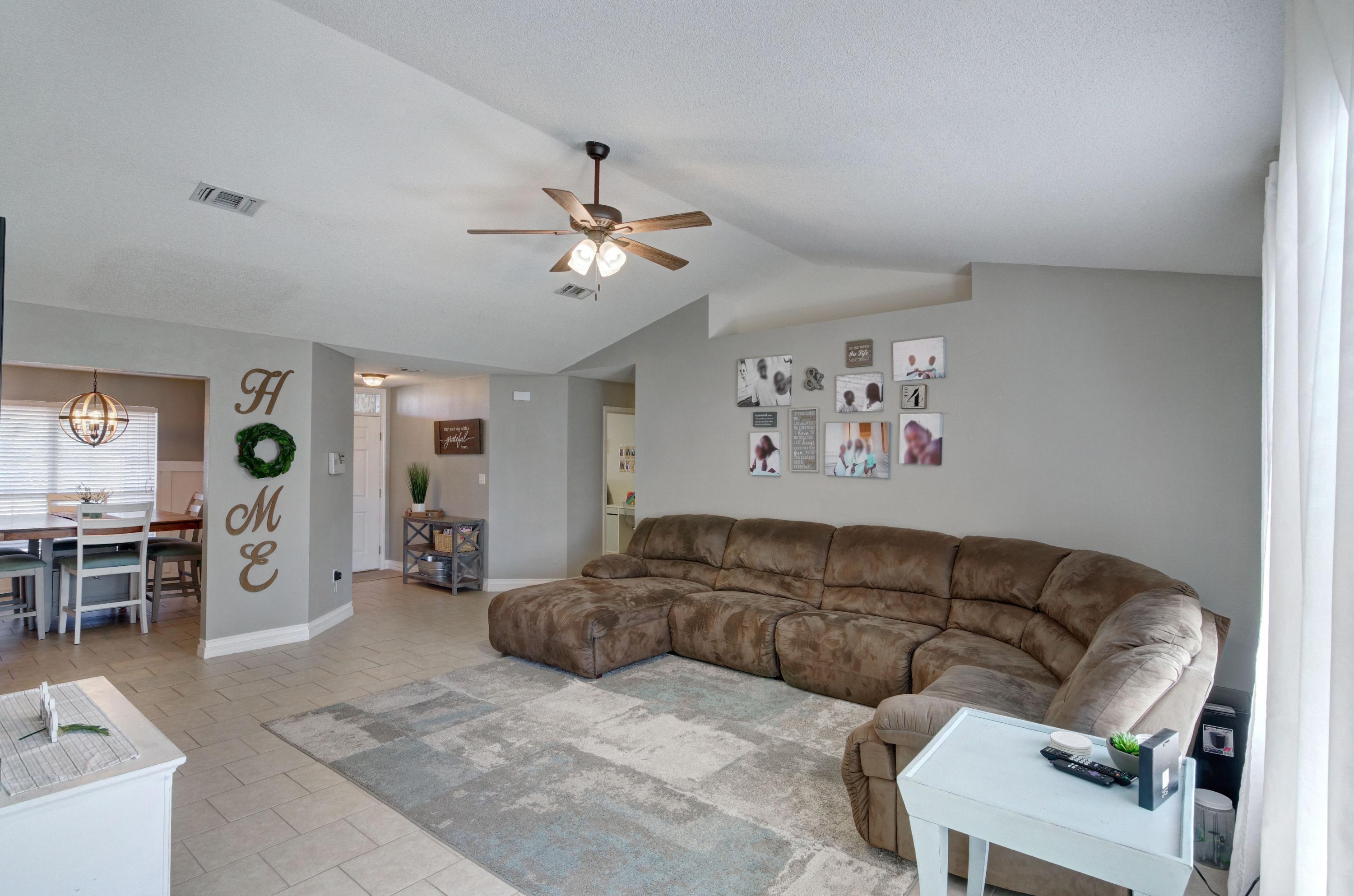 HAMPTON RIDGE ESTATES - Residential