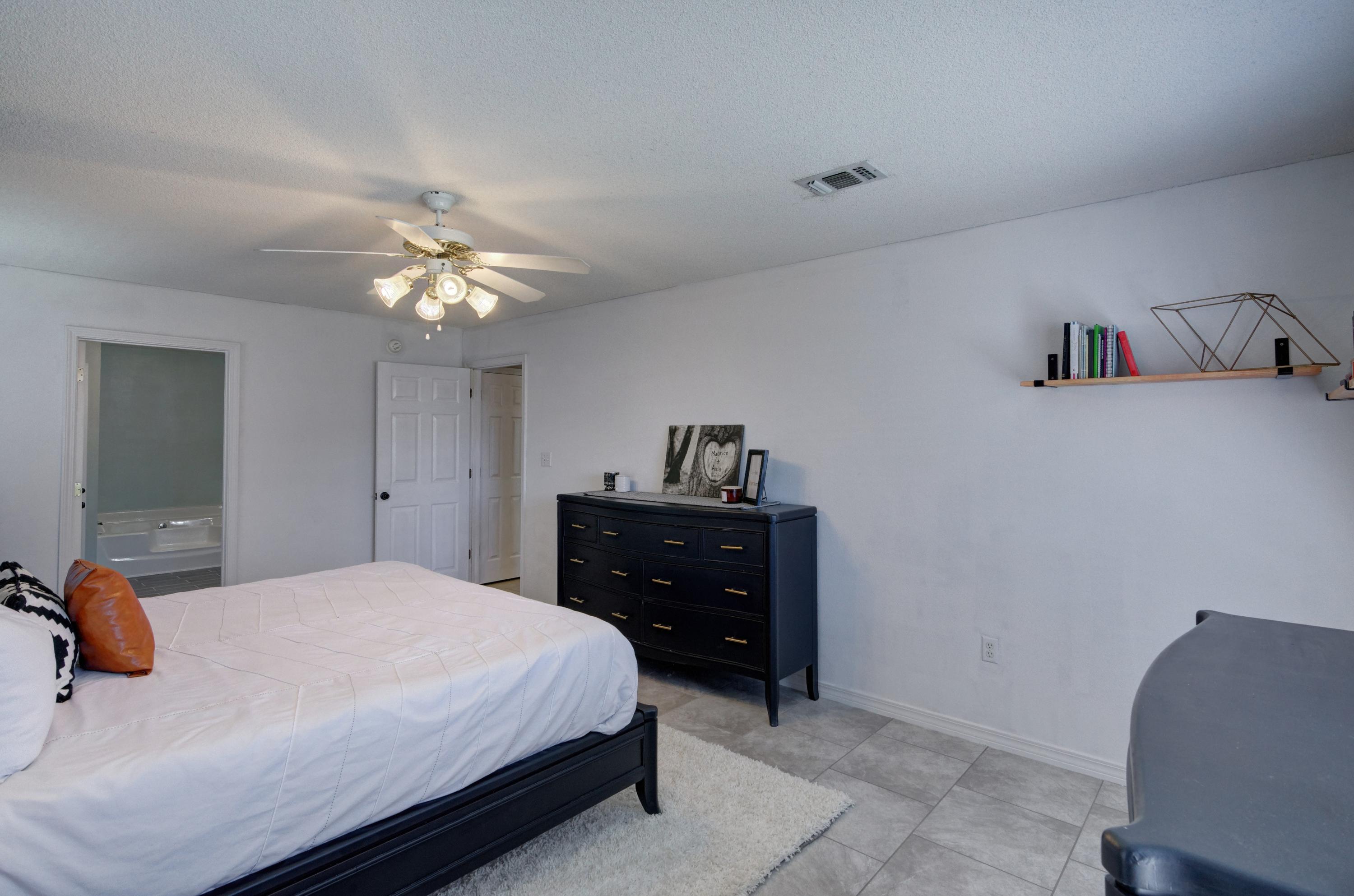 HAMPTON RIDGE ESTATES - Residential