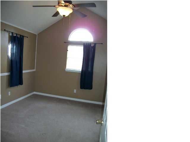 LAKE CHARLESTON - Residential Lease