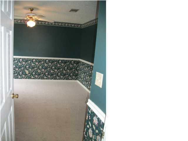 LAKE CHARLESTON - Residential Lease