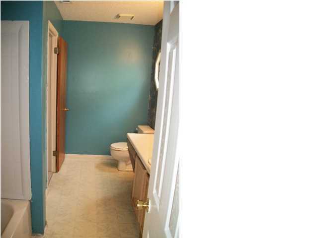 LAKE CHARLESTON - Residential Lease