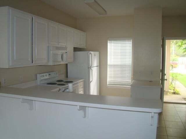 VILLA DANIELLE - Residential Lease