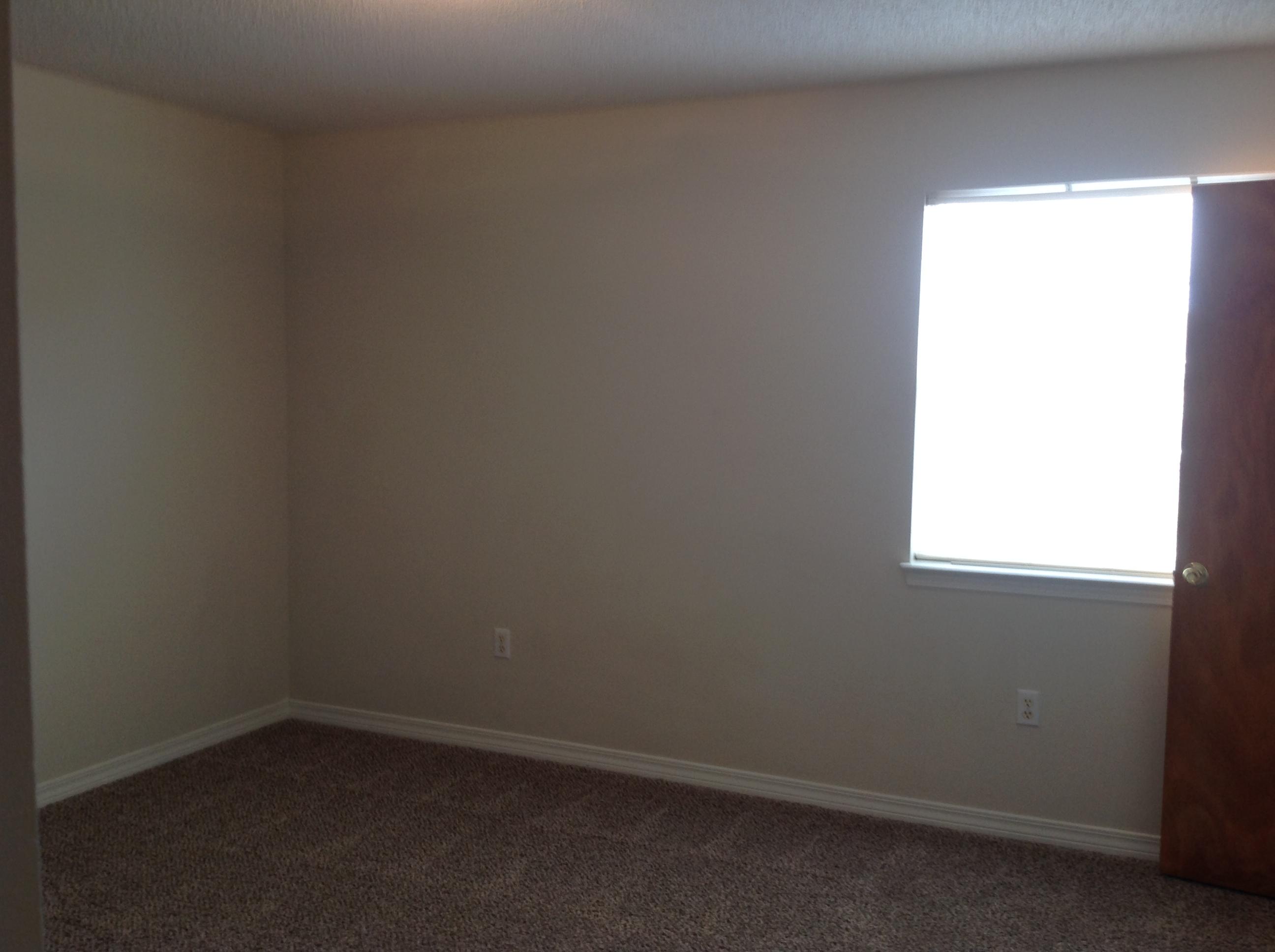 FOREST OAKS PH 1 - Residential Lease