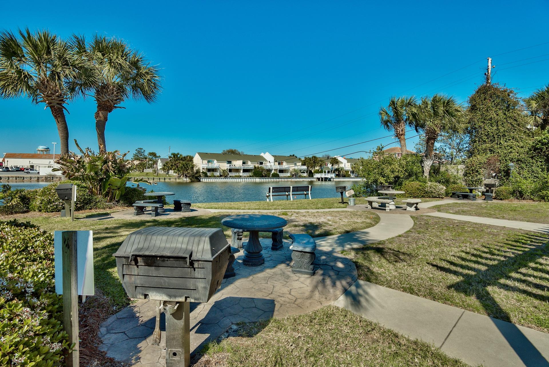 SHORELINE TOWERS 2 - Residential