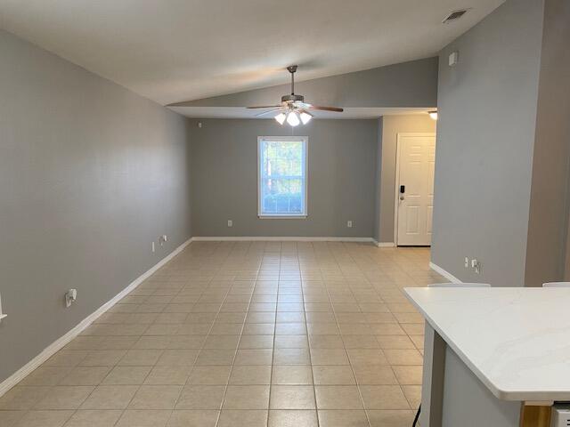 AUTUMN TRACE @ HARVEST VILLAGEPHASE II LOT 18 BLK A AS DESIN OR 4478 PG 1852 - Residential Lease