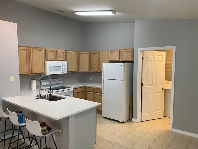 AUTUMN TRACE @ HARVEST VILLAGEPHASE II LOT 18 BLK A AS DESIN OR 4478 PG 1852 - Residential Lease