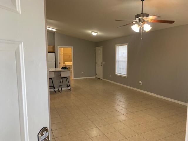 AUTUMN TRACE @ HARVEST VILLAGEPHASE II LOT 18 BLK A AS DESIN OR 4478 PG 1852 - Residential Lease