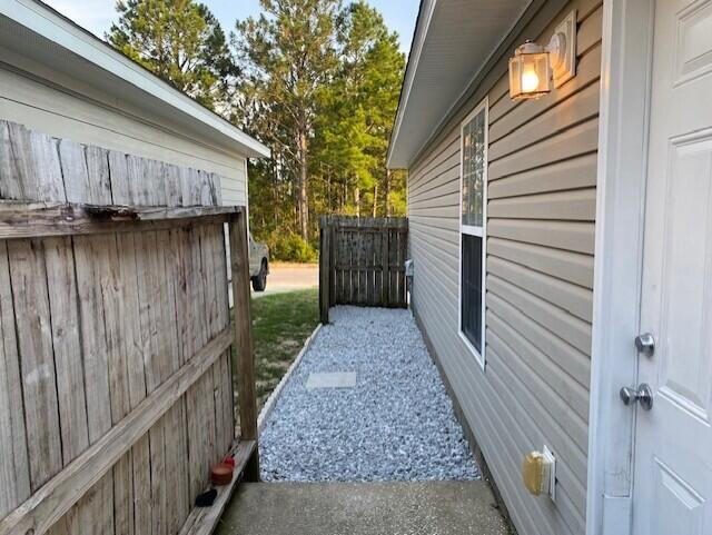 AUTUMN TRACE @ HARVEST VILLAGEPHASE II LOT 18 BLK A AS DESIN OR 4478 PG 1852 - Residential Lease