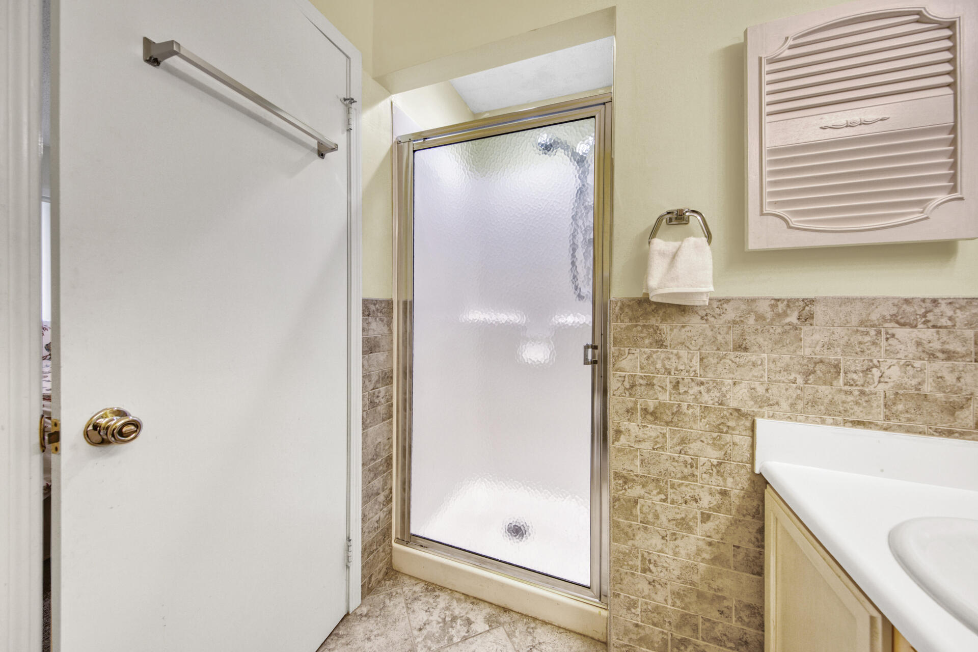 SANDPRINTS CONDO - Residential