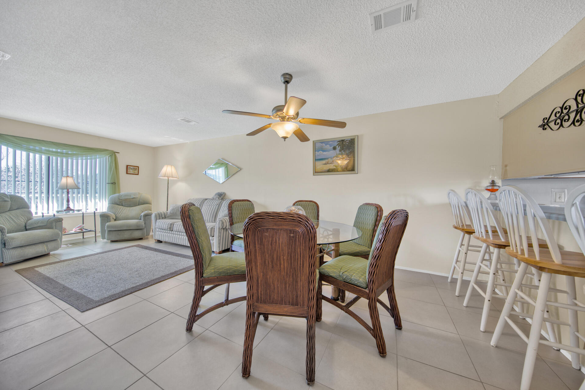 SANDPRINTS CONDO - Residential