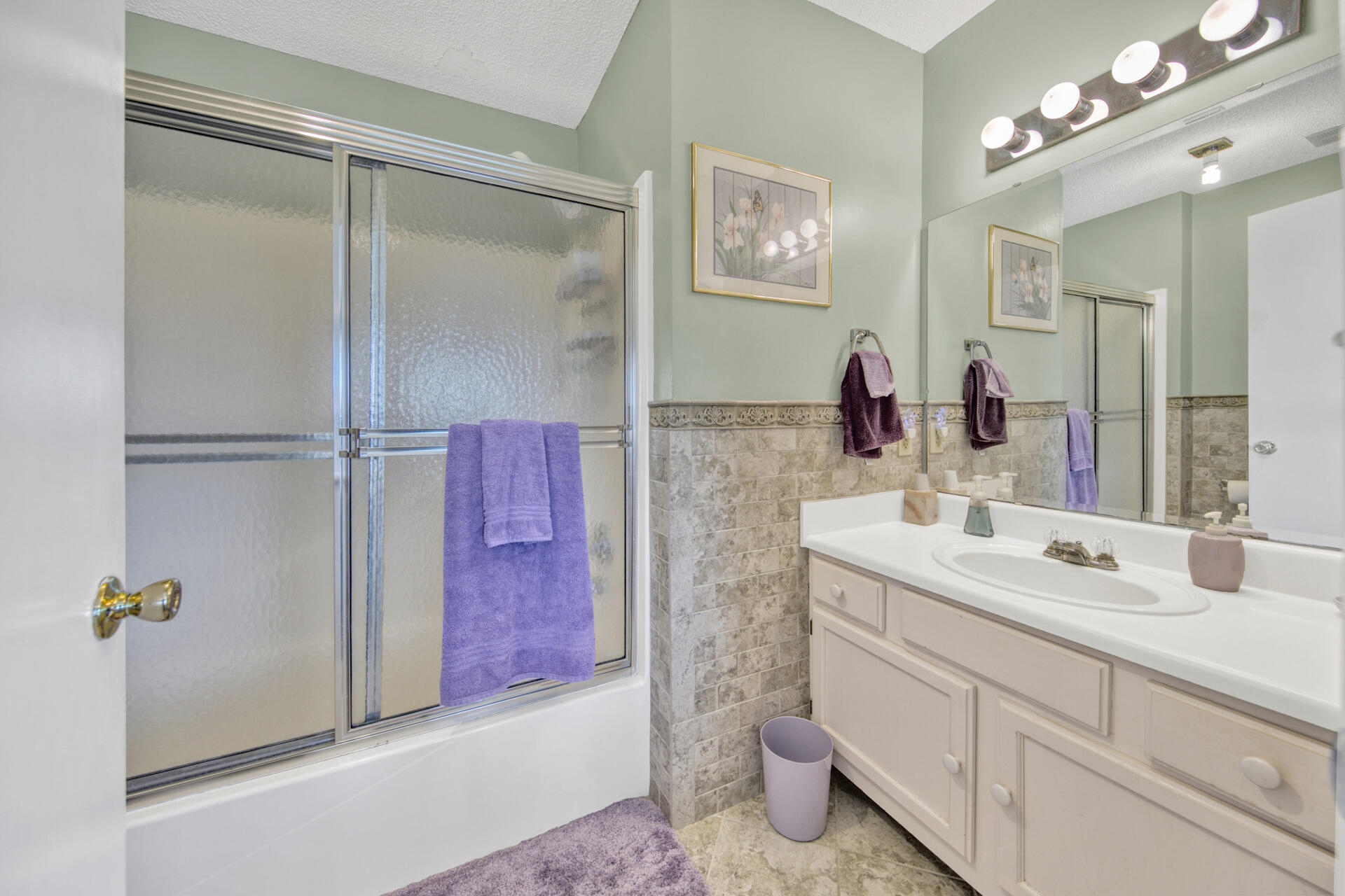 SANDPRINTS CONDO - Residential
