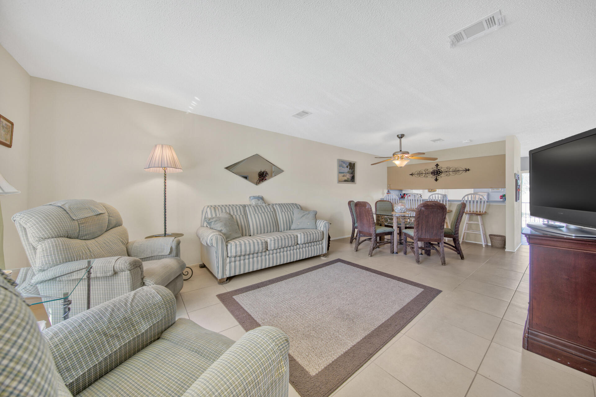SANDPRINTS CONDO - Residential