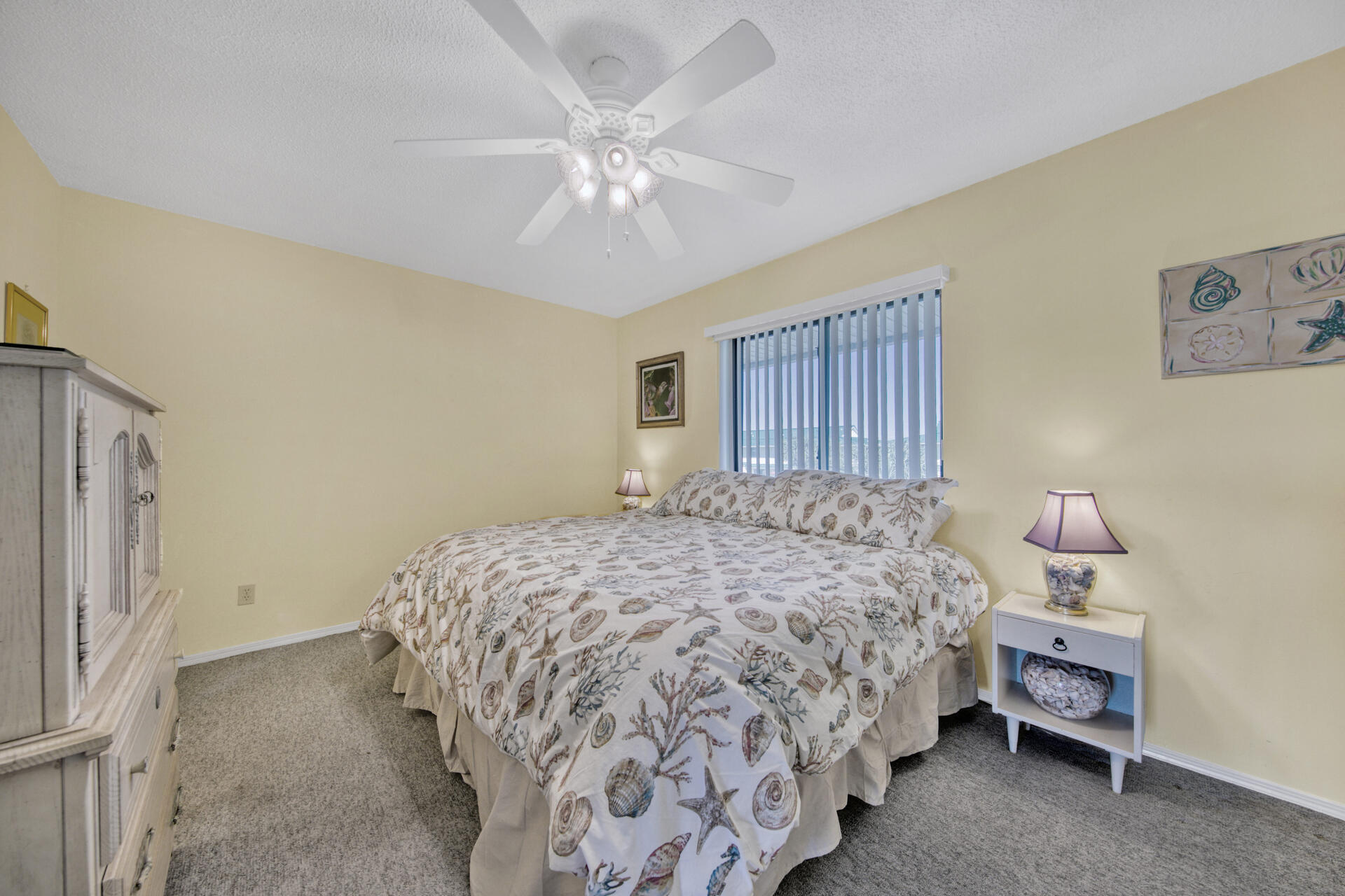 SANDPRINTS CONDO - Residential
