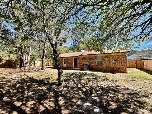 PALM ESTATES UNIT 2 - Residential Lease