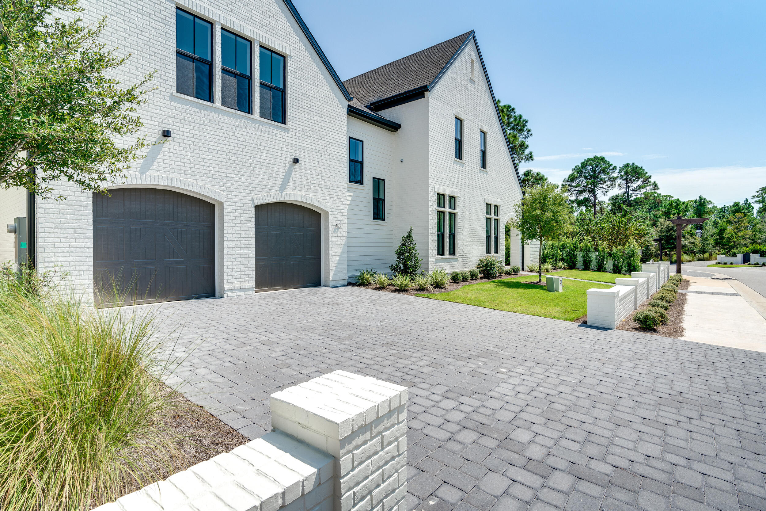 RIDGEWALK - Residential