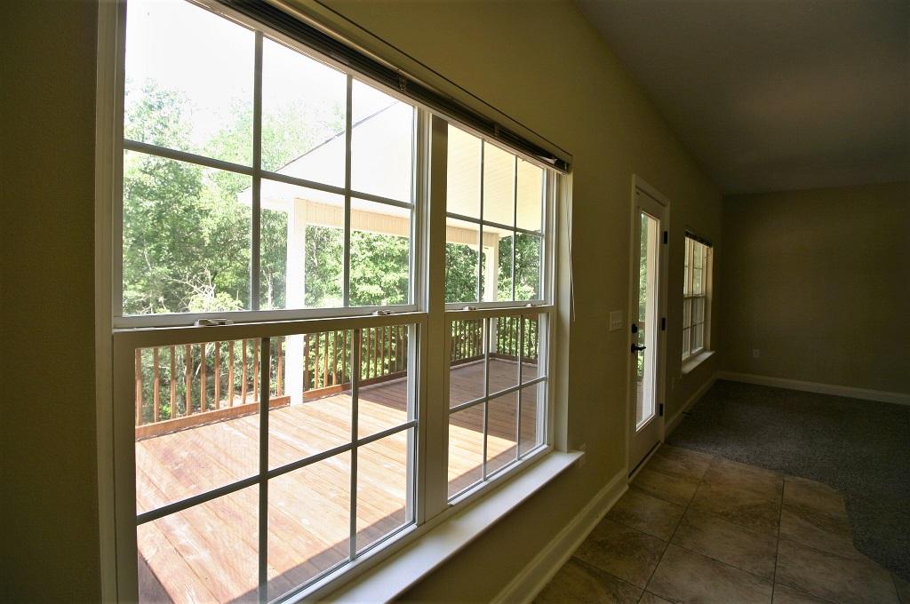 MATHISON CREEK ESTATES PH II - Residential Lease