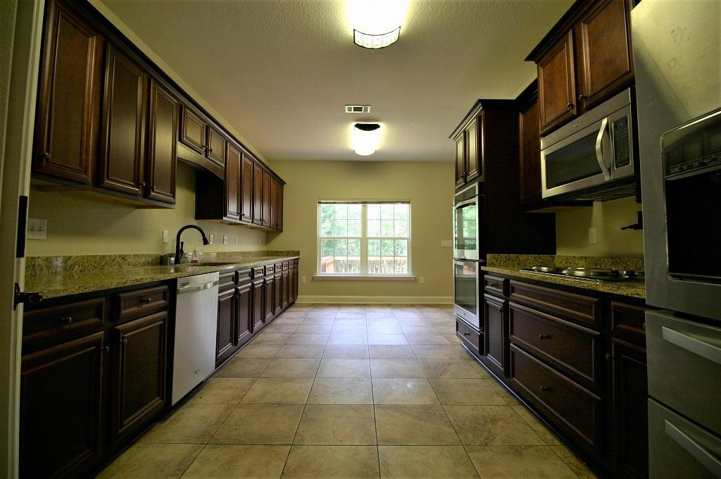 MATHISON CREEK ESTATES PH II - Residential Lease