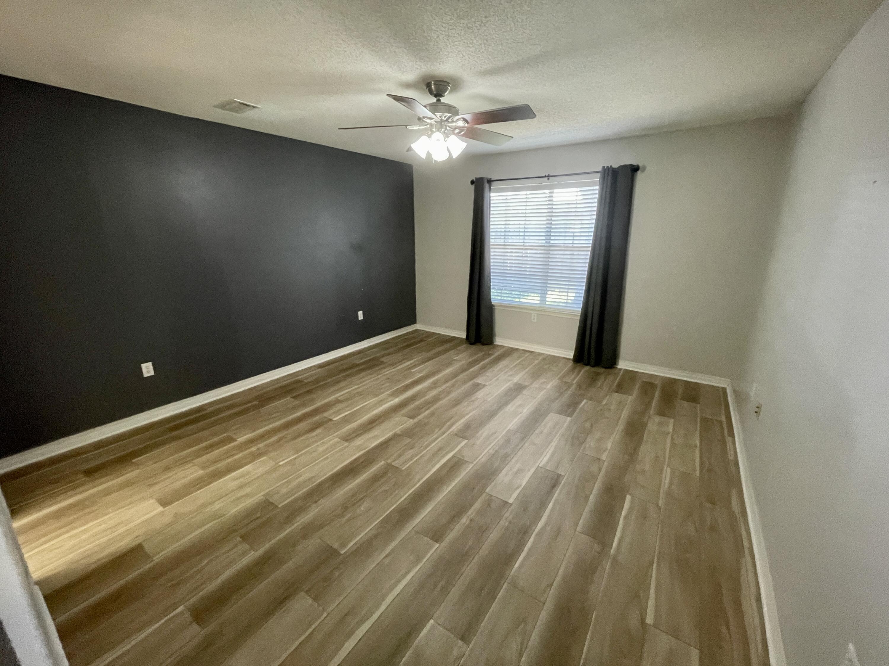 SHALIMAR COMMONS - Residential Lease