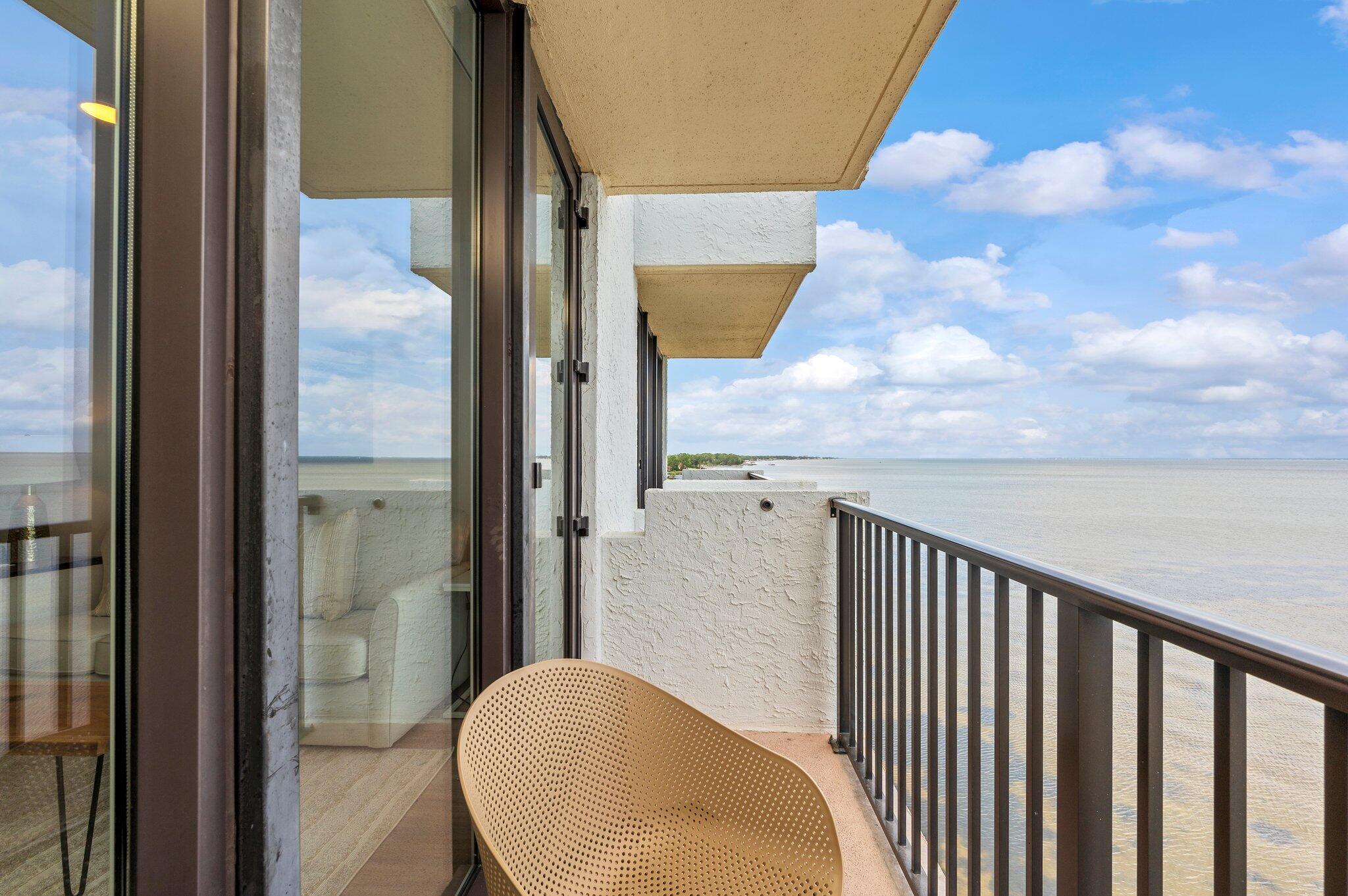 BAYSIDE CONDO SANDESTIN - Residential
