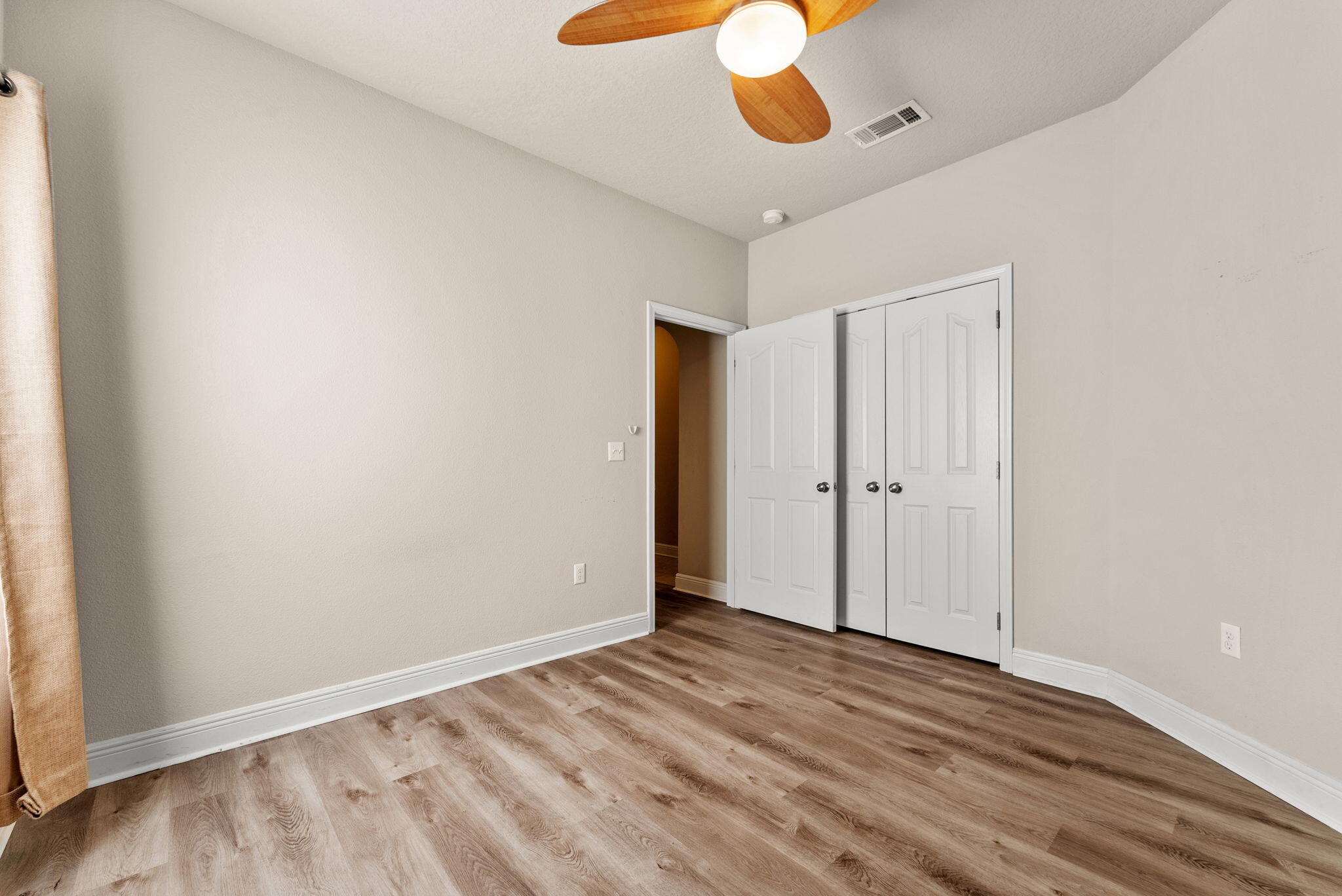 HAMMOCK BAY - Residential Lease