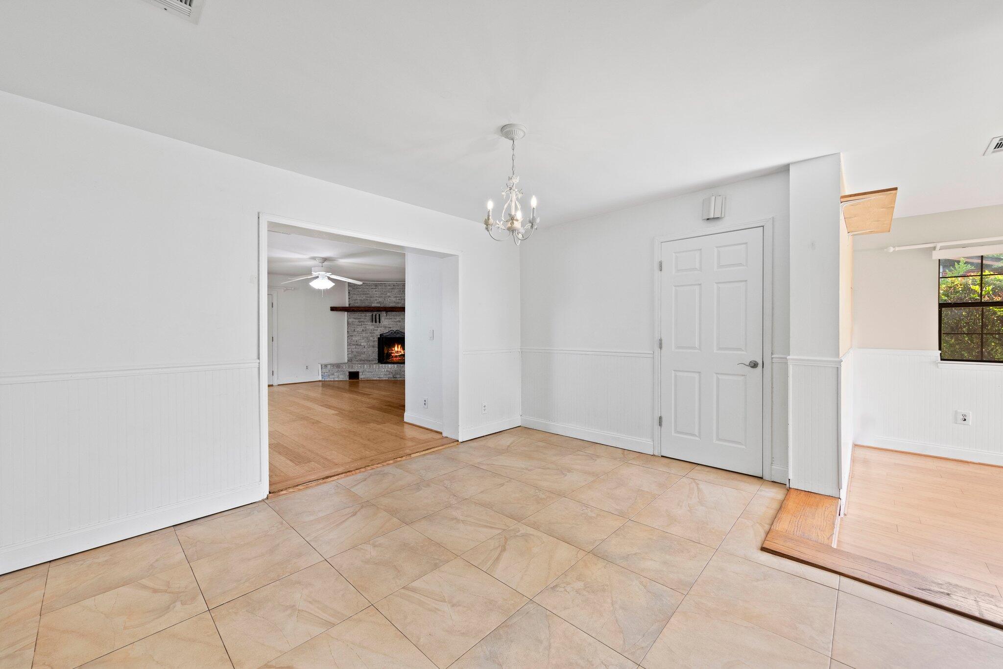 VALPARAISO PLAT 16 - Residential Lease