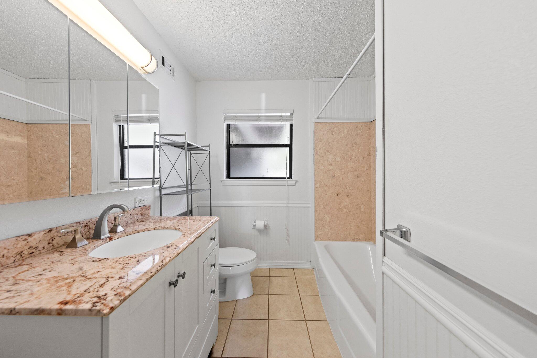 VALPARAISO PLAT 16 - Residential Lease