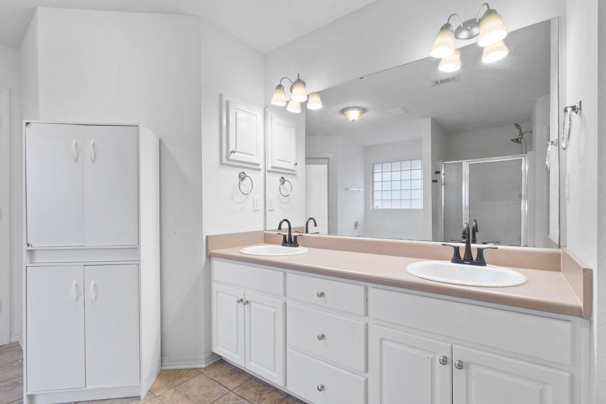 WATERSTONE - Residential