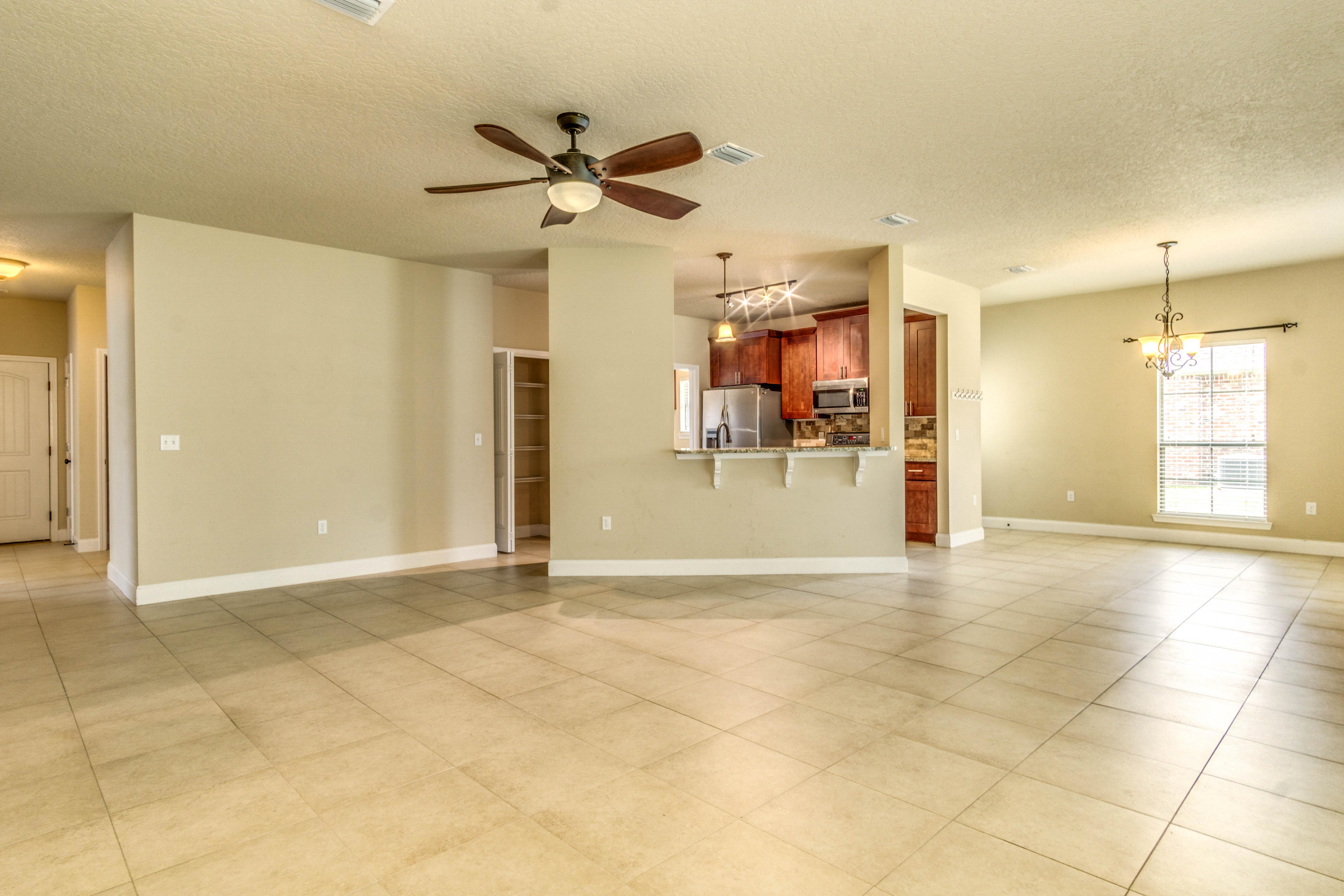 KAITLYNS PRESERVE LOT 8 - Residential