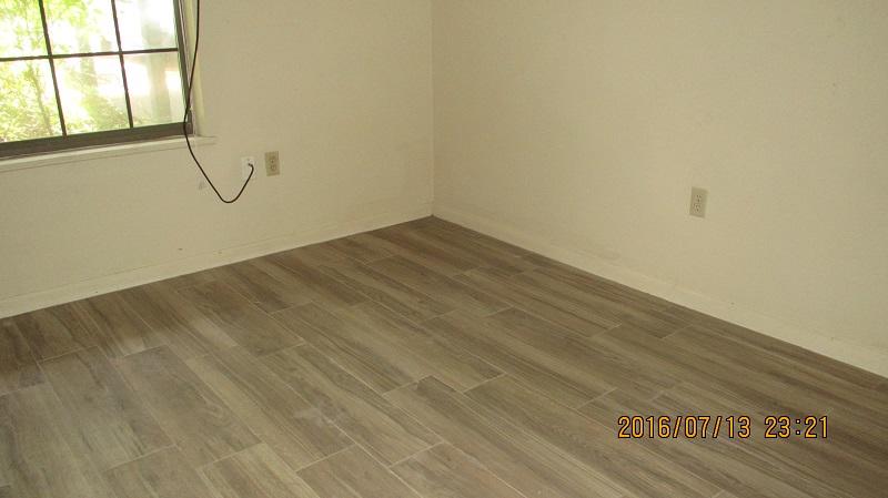 BERKSHIRE WOODS - Residential Lease