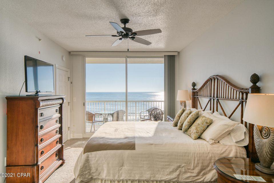 MAJESTIC BEACH TOWERS II - Residential