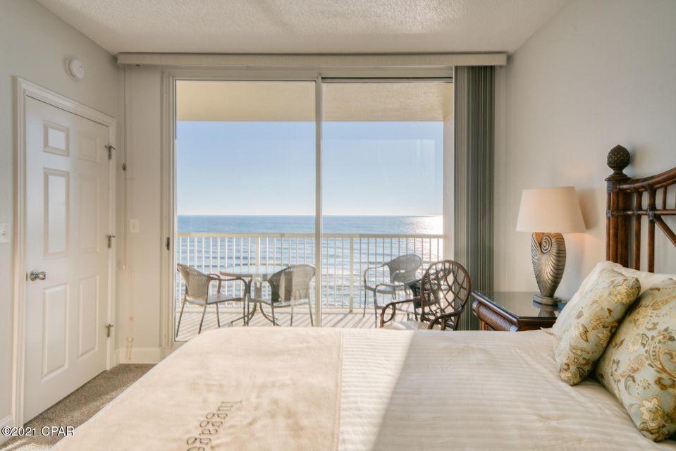 MAJESTIC BEACH TOWERS II - Residential
