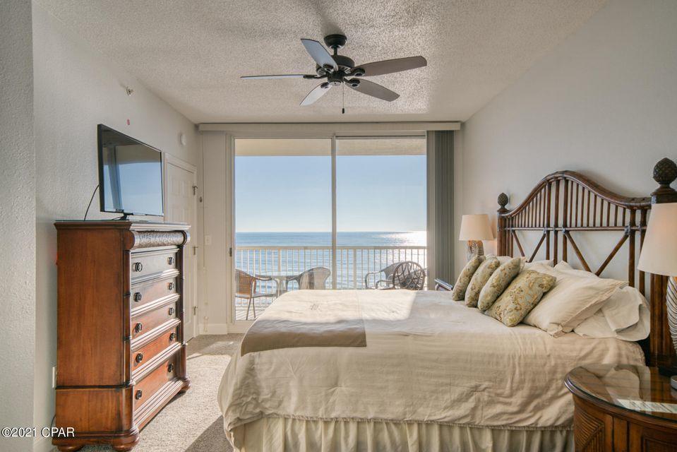 MAJESTIC BEACH TOWERS II - Residential