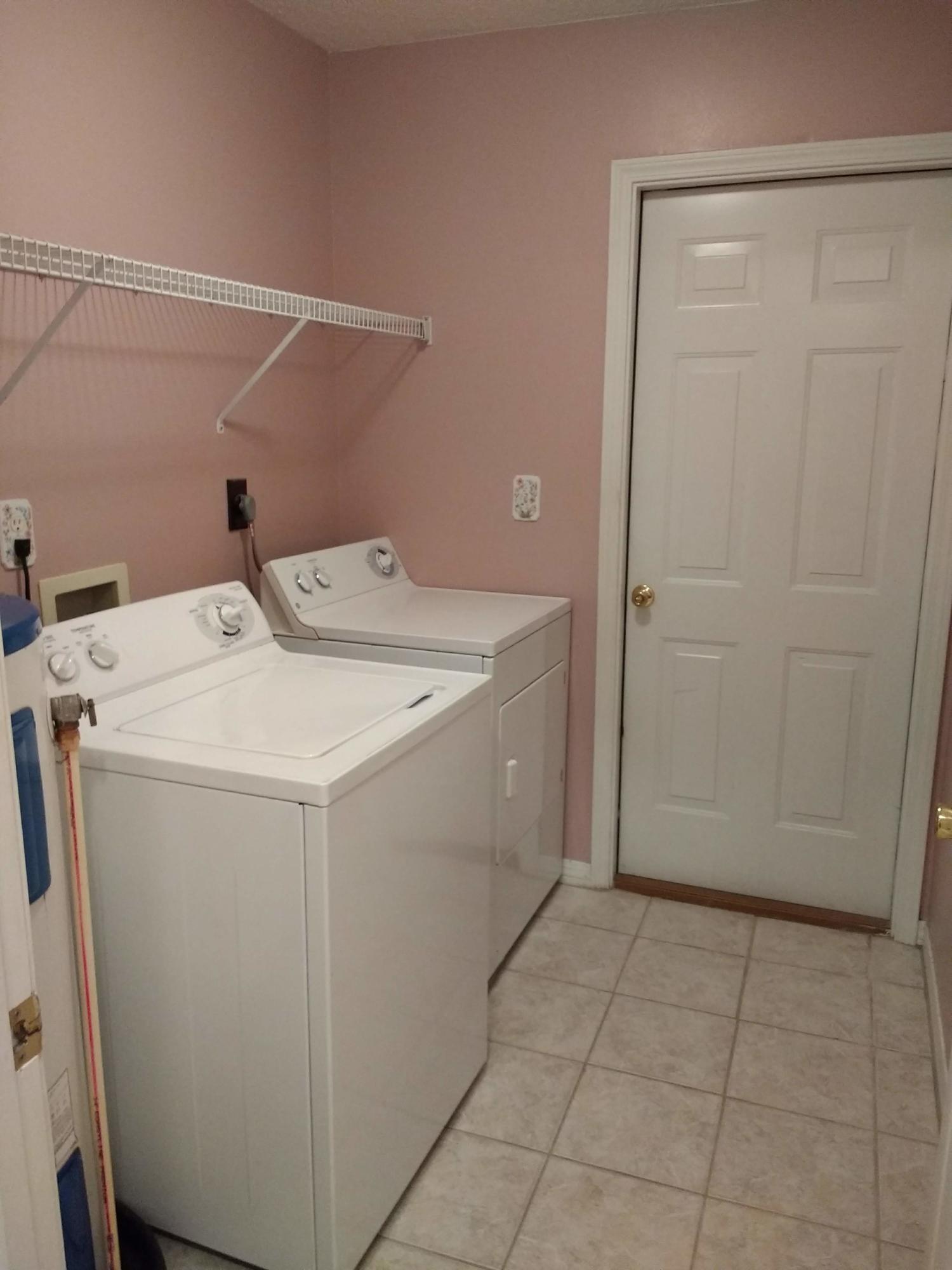SOUTHGATE PH 3 - Residential Lease