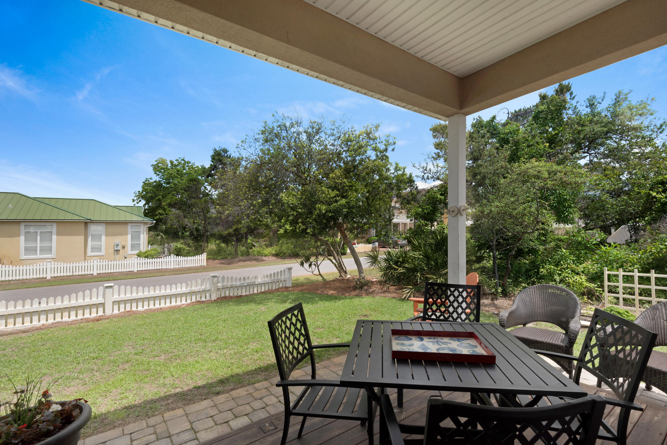 MARAVILLA COTTAGES - Residential