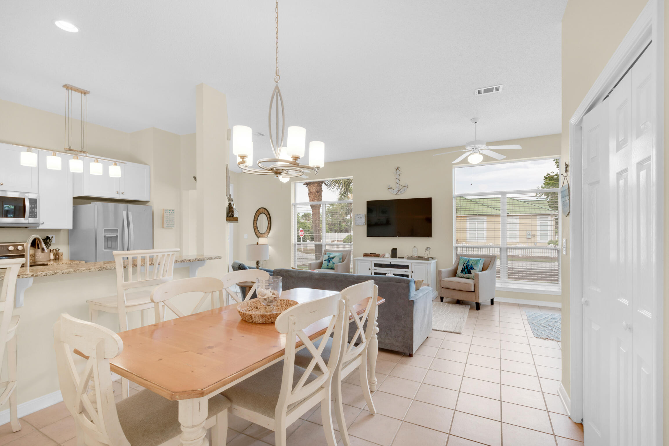MARAVILLA COTTAGES - Residential