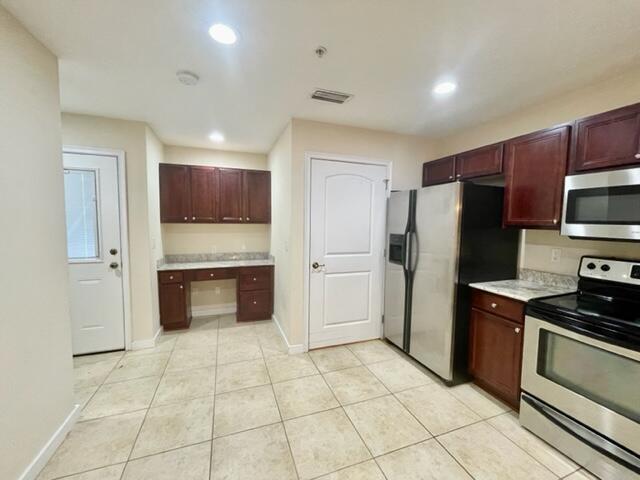 OLIVIAS GARDEN - Residential Lease